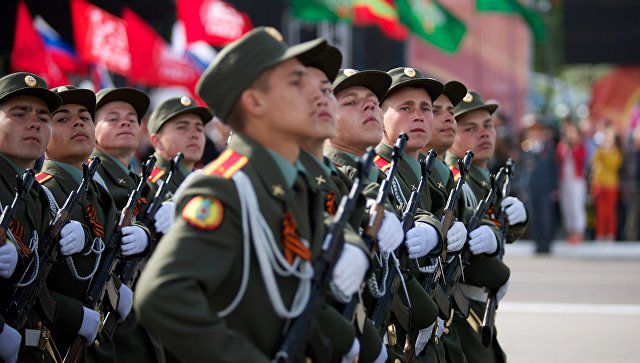 Военный парад состоялся в Тирасполе.