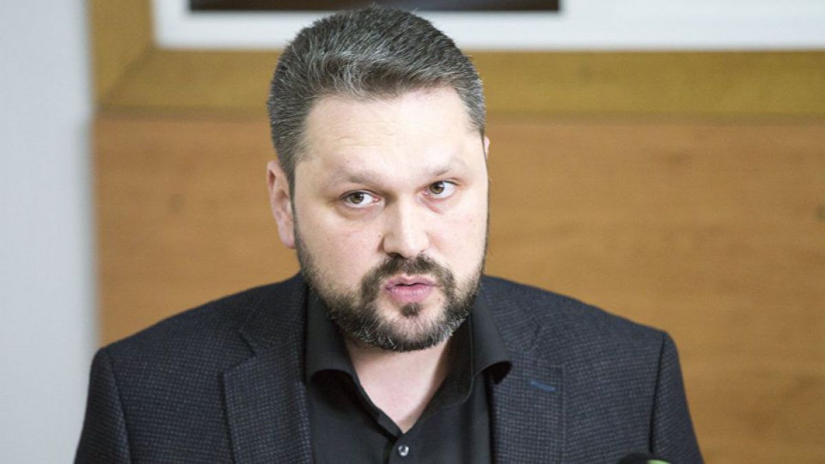 Жалоба бывшего главы НАЦ касательно увольнения отклонена судом.