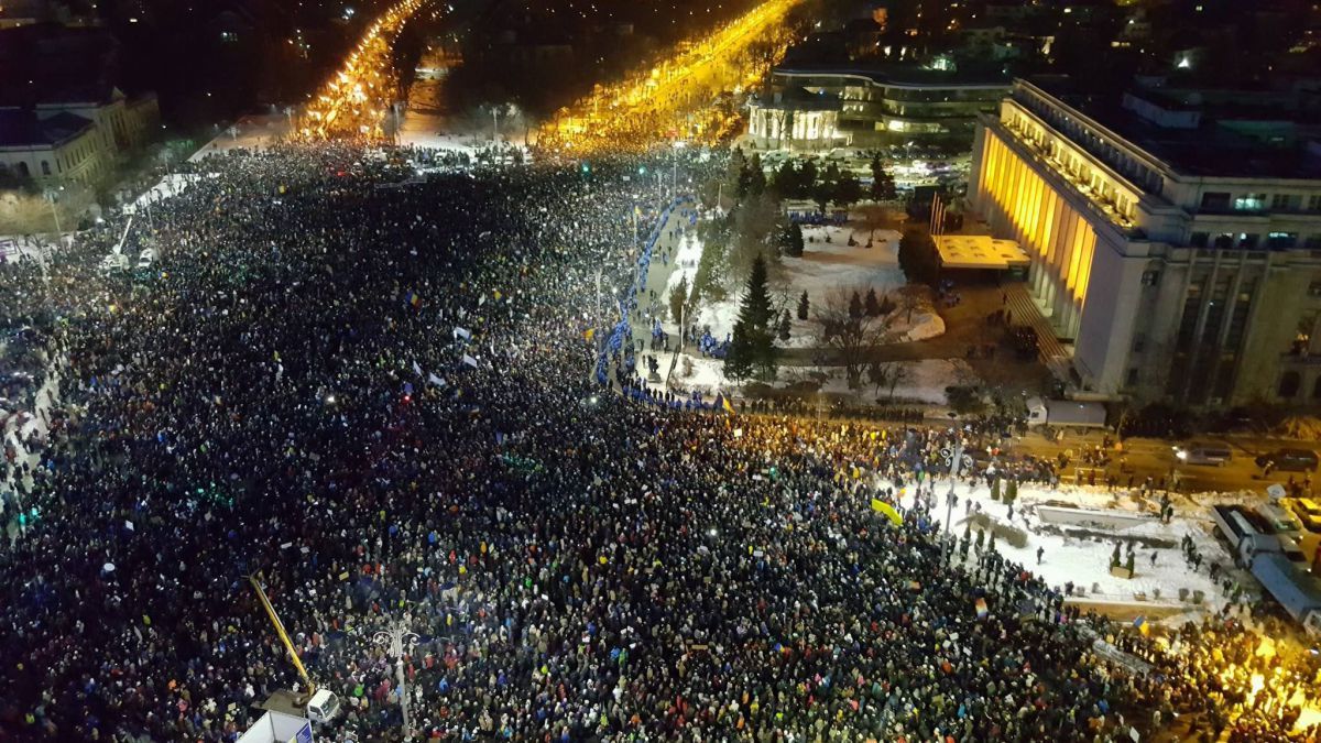 Tot ce se întâmplă acum în România e din vina Uniunii Europene. Foto: elenarobu.md
