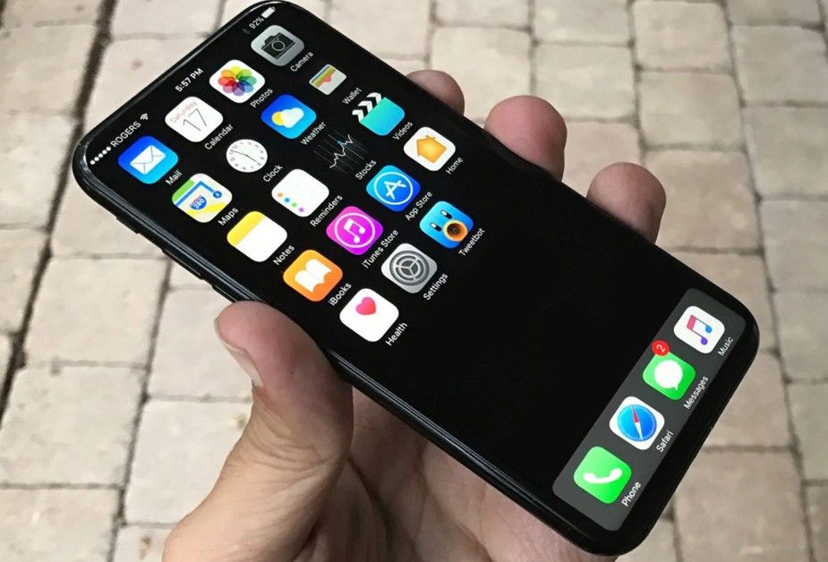 În 2017 se împlinesc zece ani de la lansarea primului model de iPhone. 
