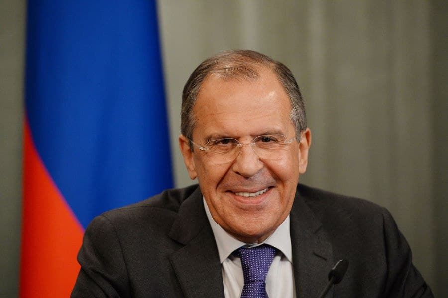 Лавров перепутал языки, отвечая на вопрос о России.