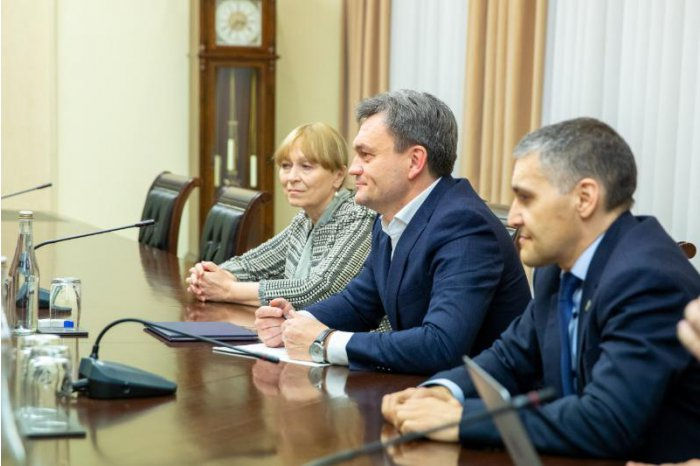 Дорин Речан встретился с региональным директором ВОЗ