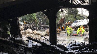 Alunecări de teren în California: Cel puţin 17 oameni au murit