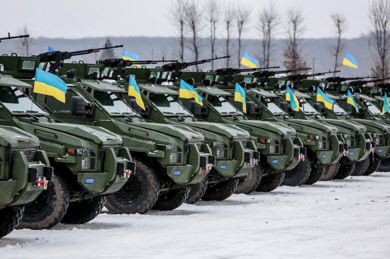 Представители молдавских фирм уверяют, что из России в Молдову, а далее из Молдовы в Украину продавали обычные двигатели КАМАЗ.