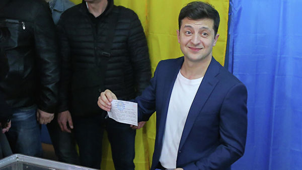 Владимир Зеленский побеждает во втором туре выборов президента Украины.