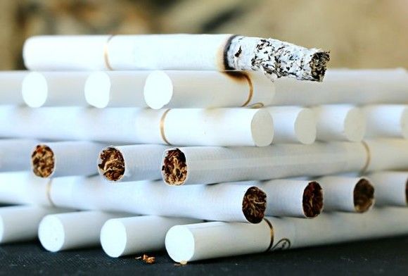 Pentru a scăpa de toxinele acumulate în organism ai nevoie doar de o nucă uscată și de puțină apă.