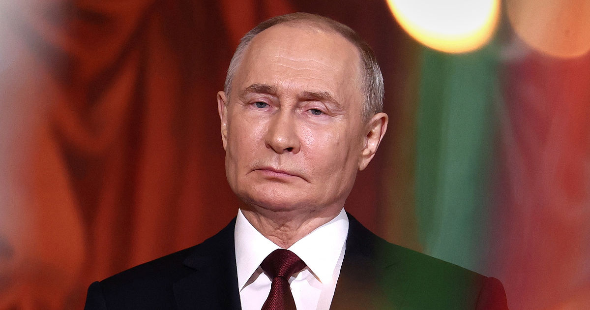 Путин поздравил с Днем Победы лидеров стран СНГ и народ Молдовы.