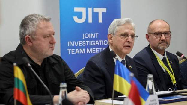 Украину посетил с необъявленным визитом генпрокурор США Гарланд.