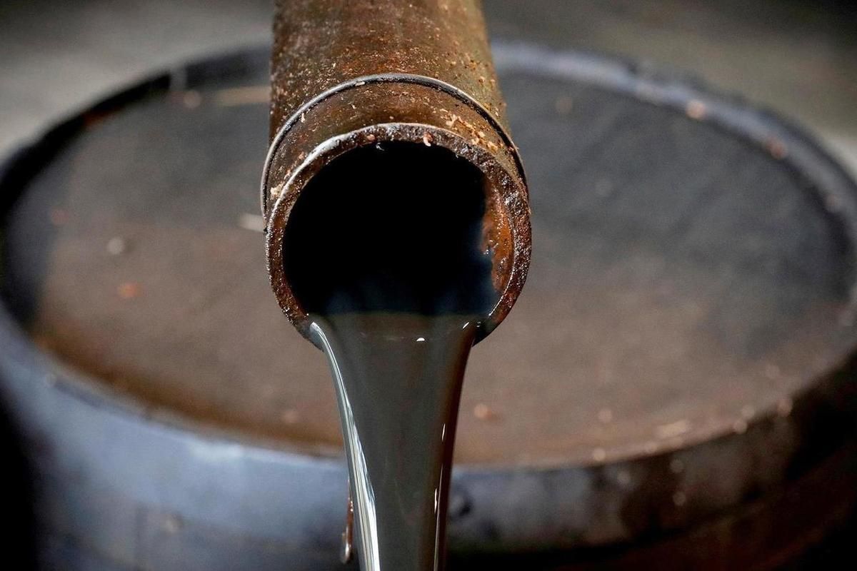 Стоимость нефти Brent превысила 80 долларов впервые с 2018 года.