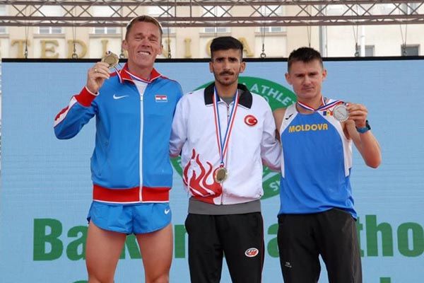 Maxim Răileanu a luat argintul la campionatul balcanic de maraton