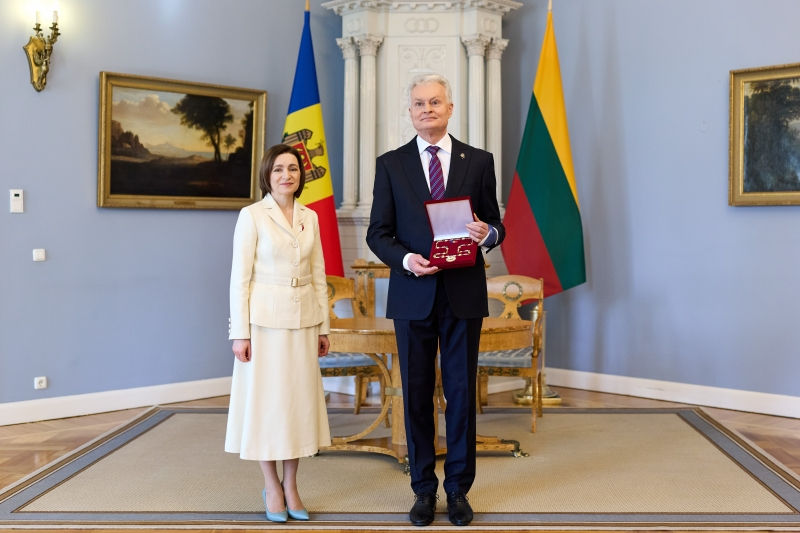 Maia Sandu i-a conferit președintelui Lituaniei cea mai înaltă distincție de stat a R. Moldova.