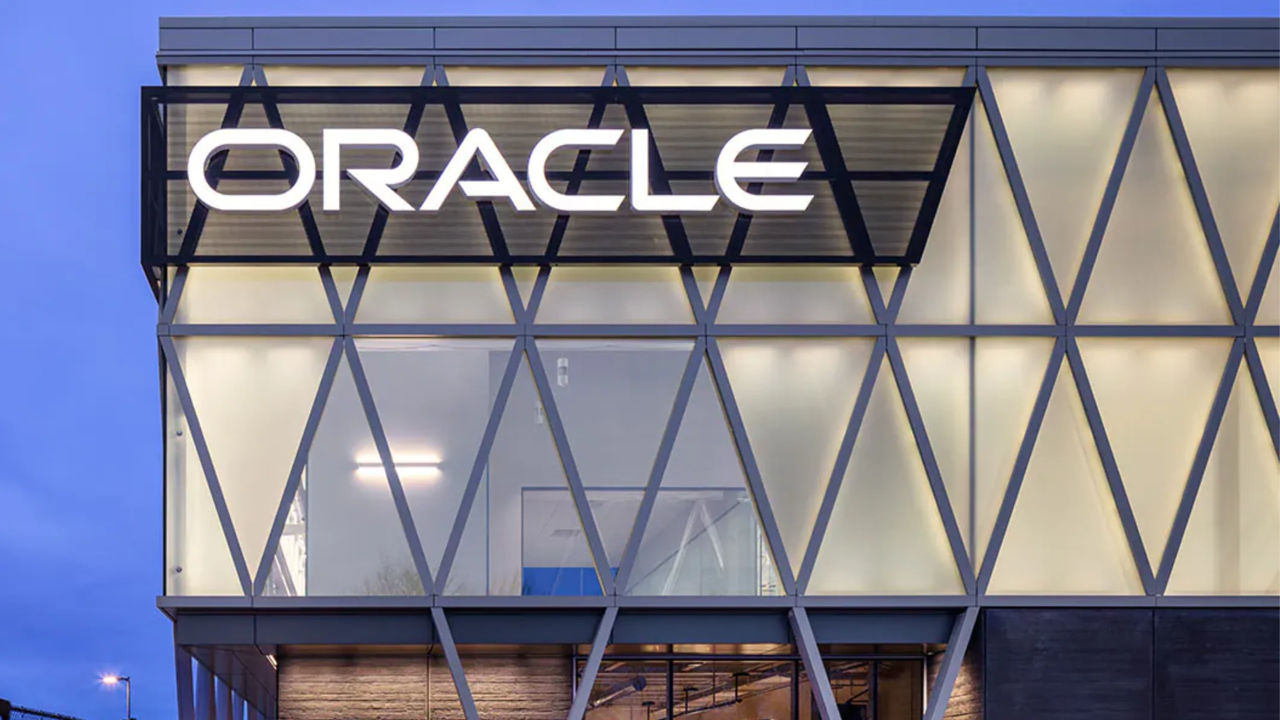 Oracle заменила уволенных программистов созданным ими ИИ.