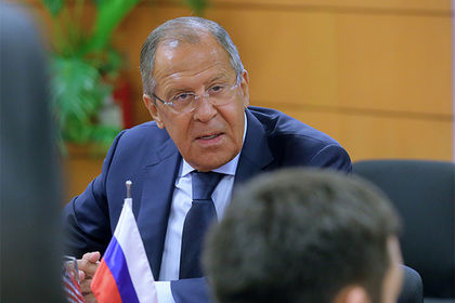 Министр иностранных дел России Сергей Лавров прокомментировал решение США о приостановке, а после ограничении выдачи россиянам неиммиграционных виз. 