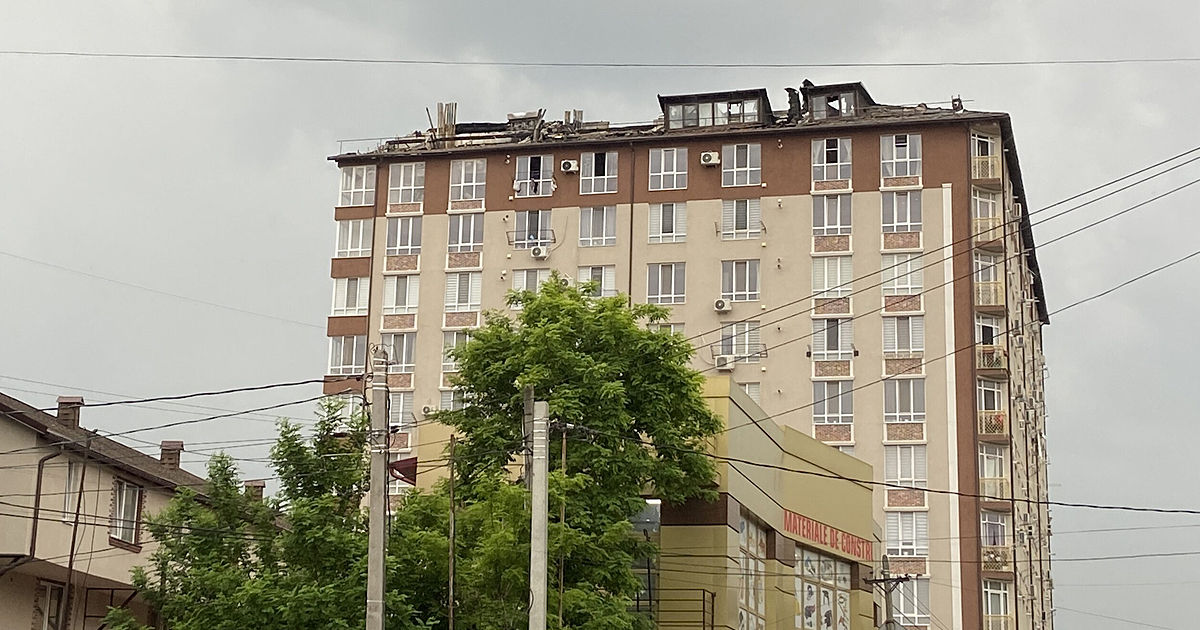 Incendiul de la Durlești: Locatarii blocului sunt de două luni fără lumină și gaz.