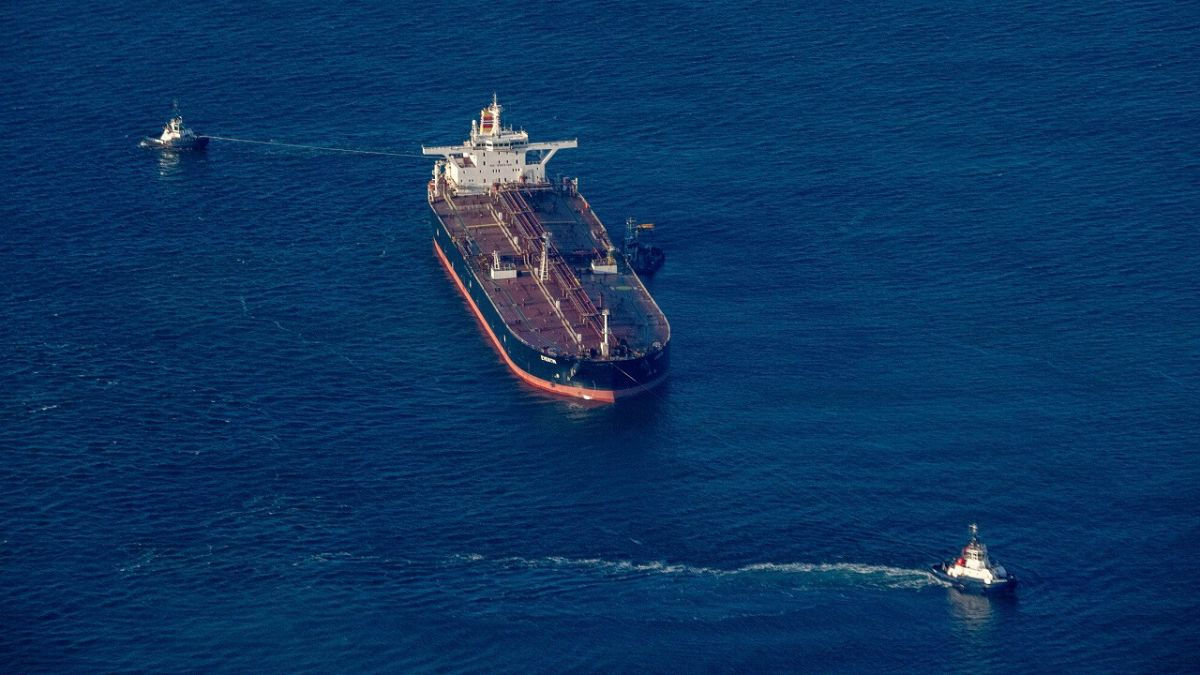 Vameșii germani au confiscat un petrolier al flotei din umbră a Rusiei.