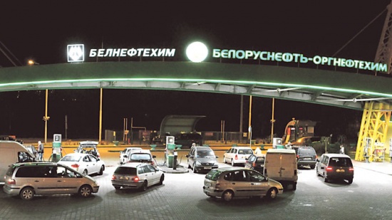 Белорусские водители запасаются бензином – в сентябре он многим может оказаться не по карману. Фото РИА Новости