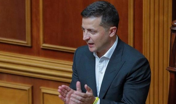 Зеленский пригрозил новой Раде роспуском.