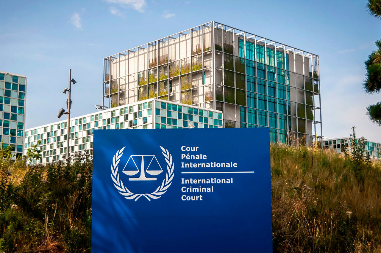 Суд ООН в Гааге решил рассмотреть взаимные иски Армении и Азербайджана из-за Карабаха.