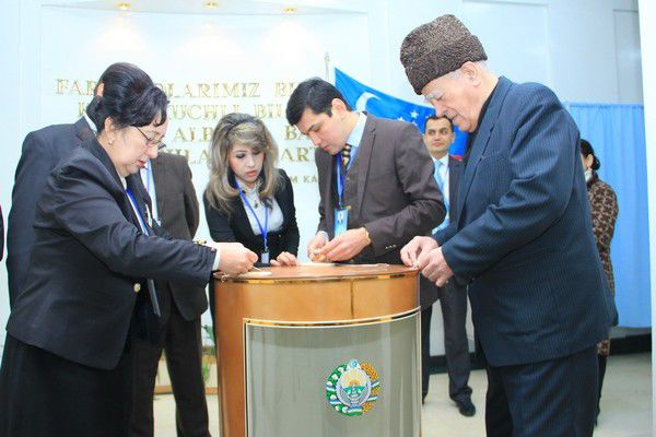 Выборы нового главы Узбекистана пройдут 4 декабря.