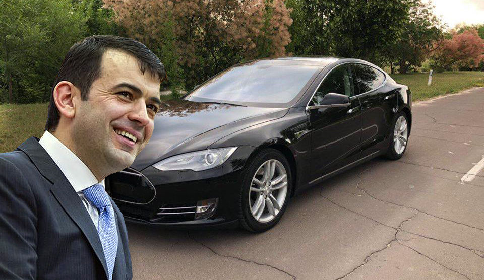 «Tesla означает технологию. Технология означает эффективность. Эффективность означает будущее», заявил чиновник.