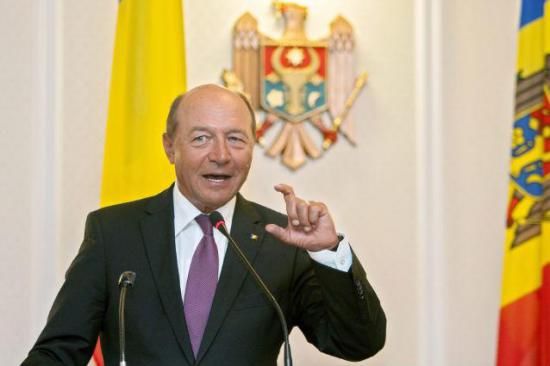 Un alt motiv pentru care fostul presedinte merge in Republica Moldova este si faptul ca urmeaza sa i se acorde ordinul "stefan cel Mare", a mai declarat Vlad turcanu pentru Radio Chisinau.
