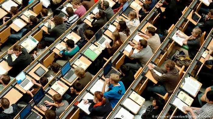 В Германии открылся крупный онлайн-университет.