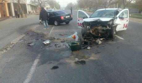 Un taximetrist, la spital după ce a adormit la volan. Foto:jurnal.md