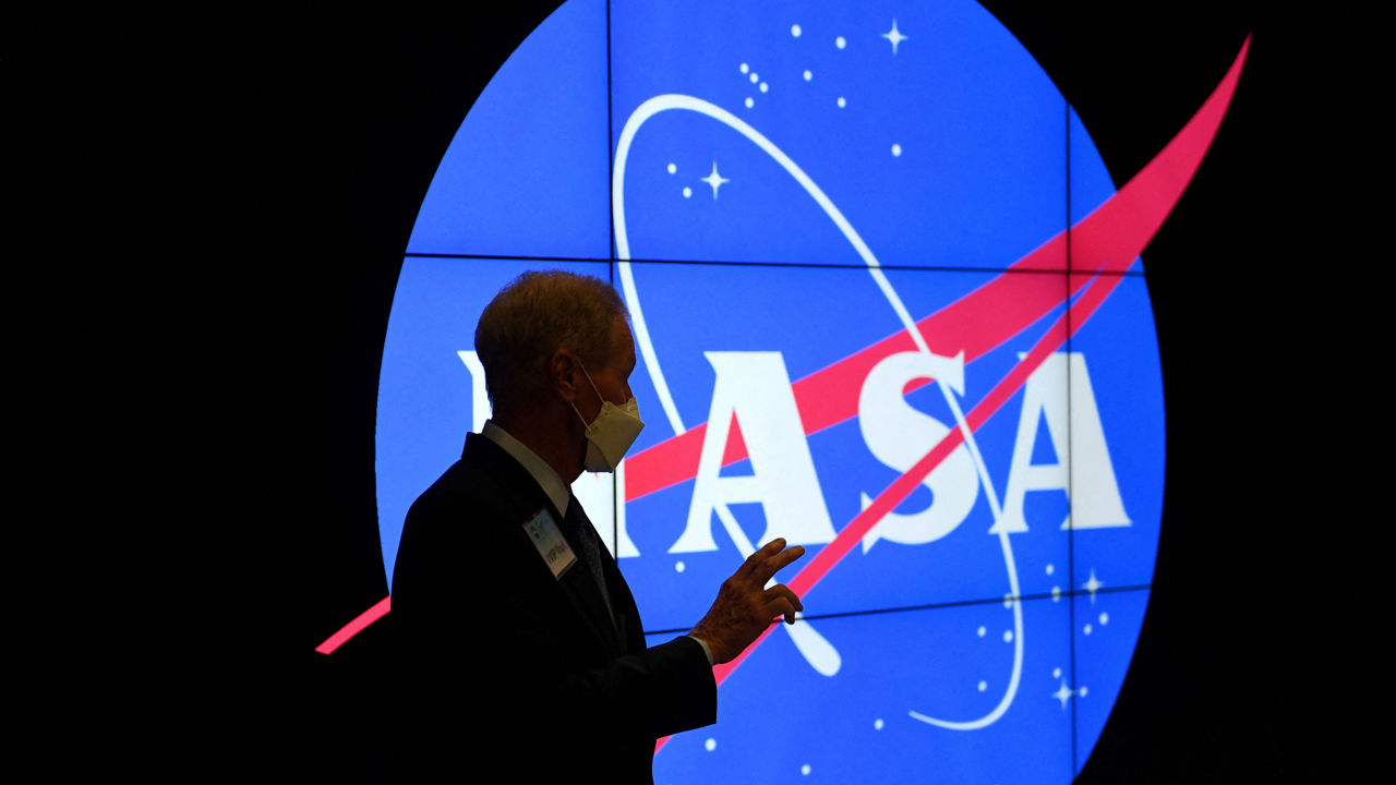 NASA выделило деньги на создание для астронавтов магнитного щита от космических лучей.