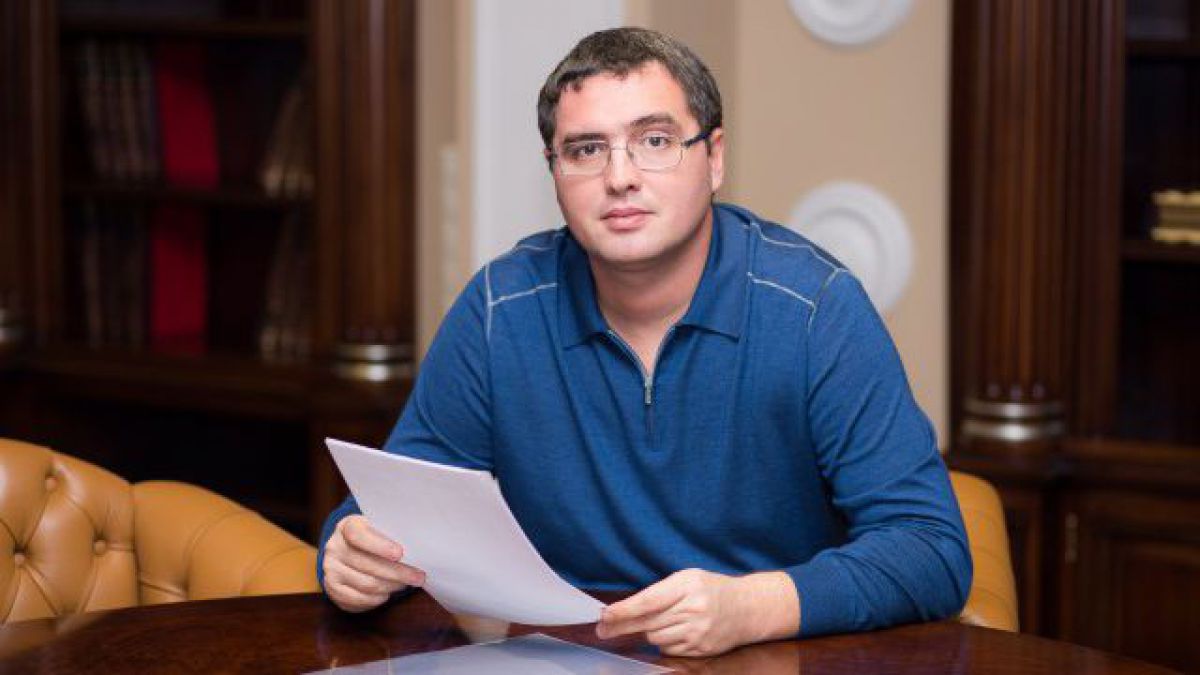 Usatîi solicită să se constate încălcarea dreptului individual la alegeri libere. Foto: agora.md