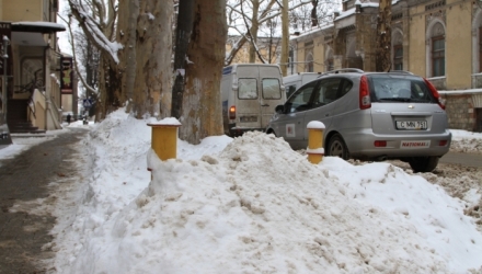 Începând cu anul viitor, străzile capitalei ar putea fi mai curate după deszăpezire.