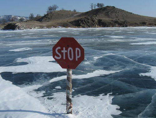 Человек может продержаться в холодной воде не более шести минут.