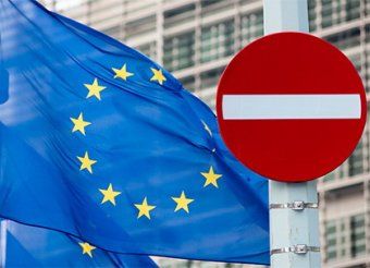 ЕC на полгода продлит санкции в отношении 146 граждан России и Украины.