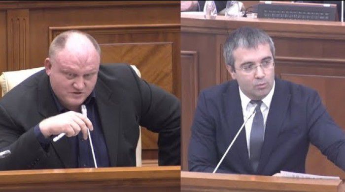 Sârbu îi promite lui Bolea că va privi toată viața Mașa i Medvedi.