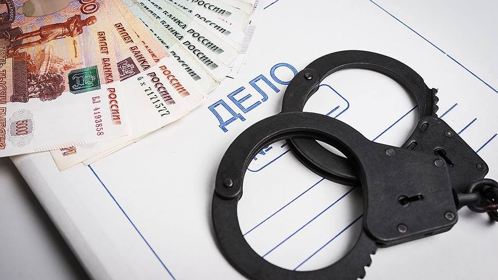 По версии МВД, через  банки они могли вывести в теневой оборот десятки миллиардов рублей.