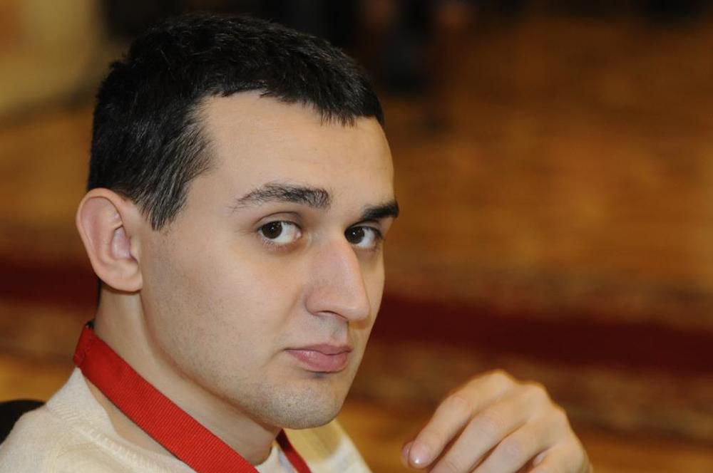 Блогер сравнил отчет Усатого с предвыборной программой.
