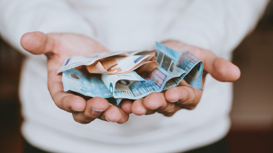 Диаспора присылает меньше денег: переводы сократились на 5 млн долларов.