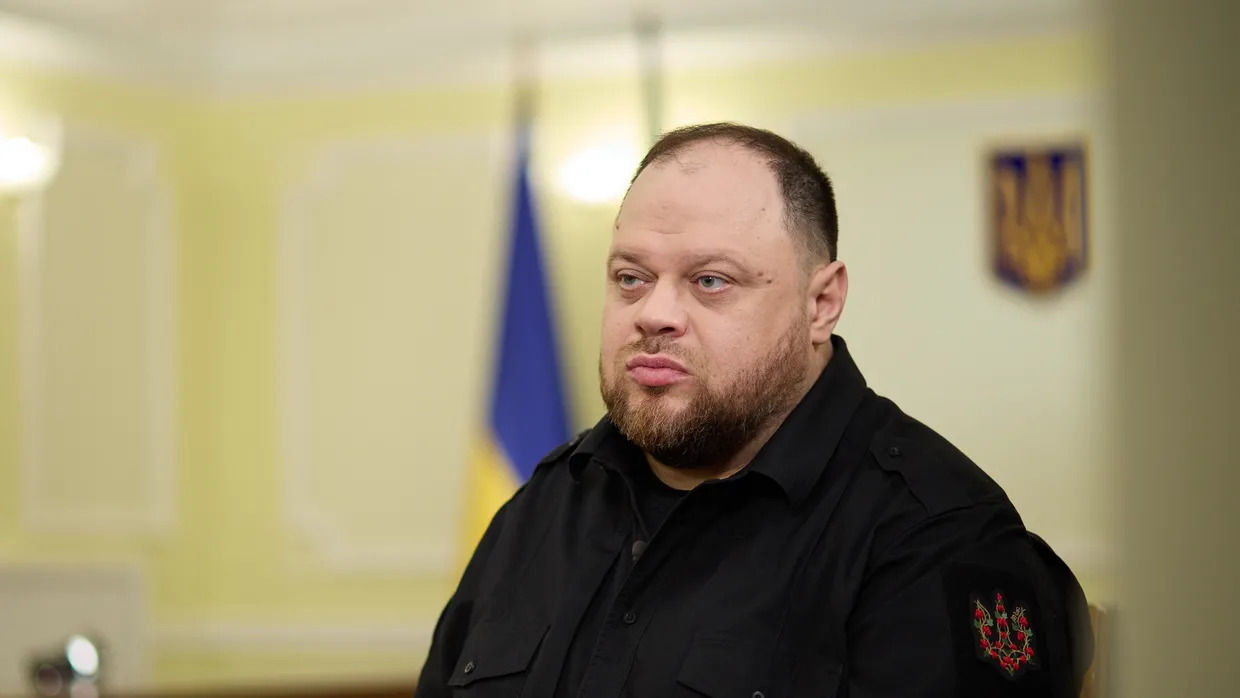 Стефанчук: Выборов в Украине летом не будет, Рада продлит военное положение.