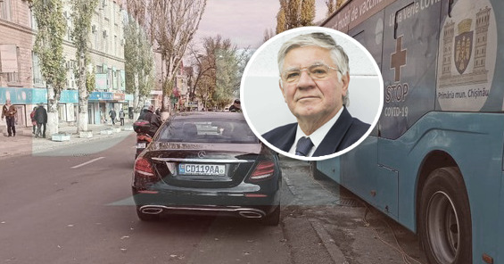 В центре Кишинева полицейского сбила машина посольства Венгрии.