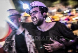 Sute de persoane au murit sau au rămas blocate în subteran în urma unei explozii produse într-o mină de cărbune din vestul Turciei.