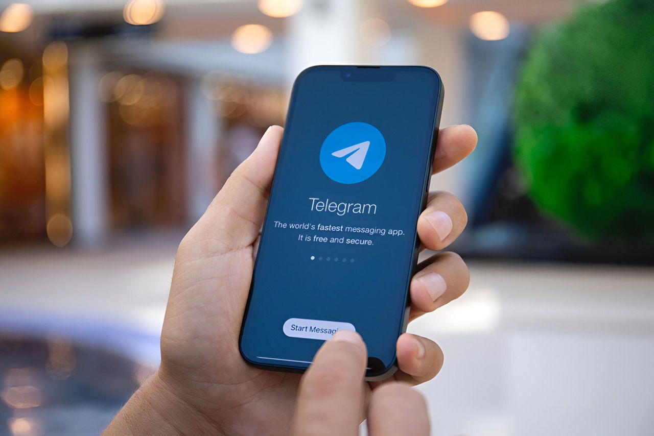 Telegram a lansat o actualizare majoră: Gestionarea video și căutarea cu IA a emoji-urilor, îmbunătățite.