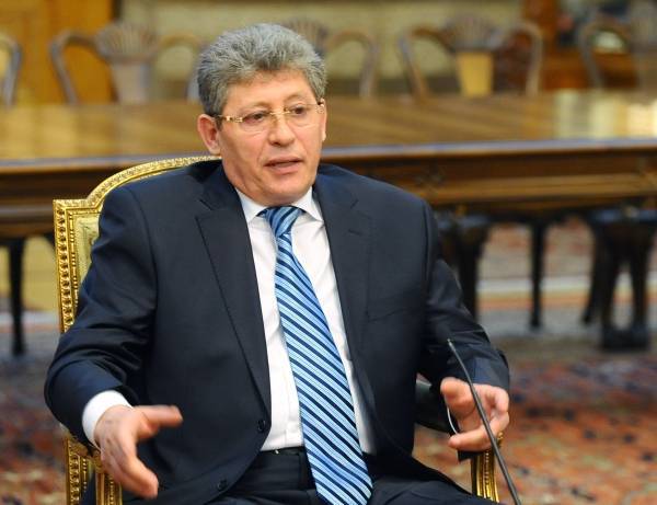 Acesta scrie pe blogul său că întrunirea din 14 iunie a fost una ilegală.