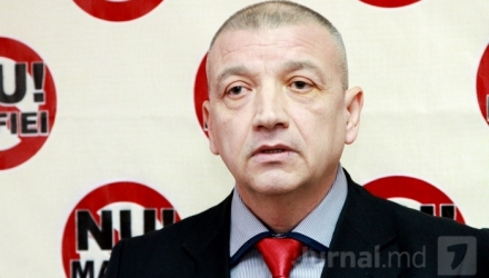 Лидер движения "Антимафия" отметил, что в настоящий момент прокуратура ведет следствие в отношении председателя Кантемирского района за превышение служебного положения.