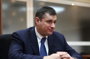 Слуцкий заявил, что "стратегические друзья" финансируют провокации в Украине.