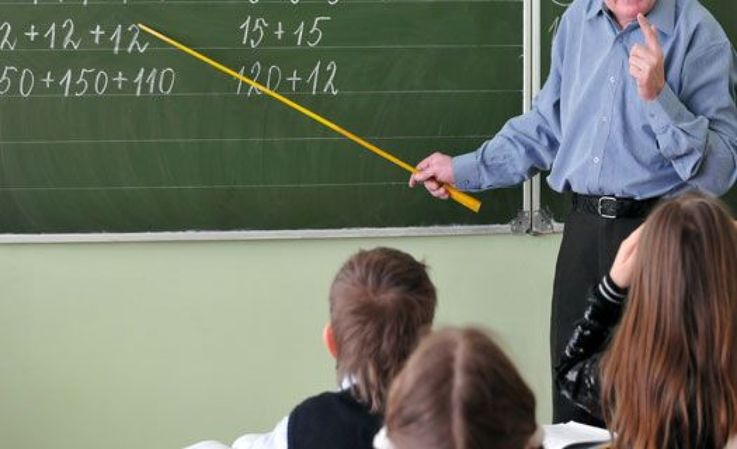 Учителя и воспитатели скоро получат зарплаты за декабрь