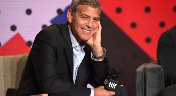 George Clooney le-a dăruit prietenilor câte un milion de dolari