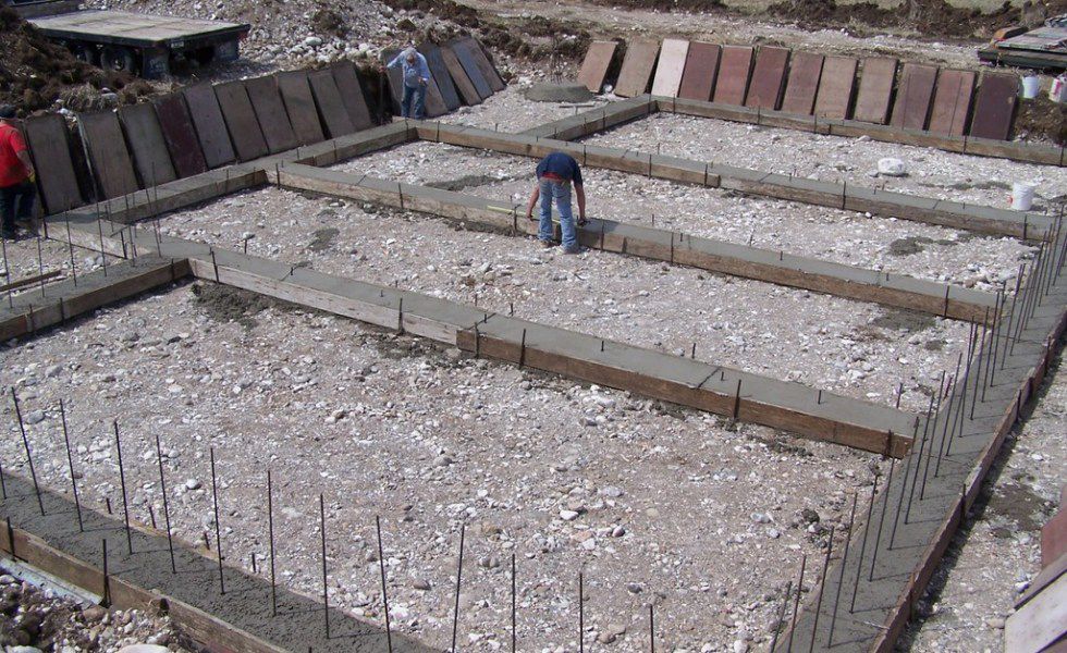 Fraieriţi de locuinţă şi bani de către câţiva afacerişti în construcţii. Foto simbol: owlhavenvacation.com