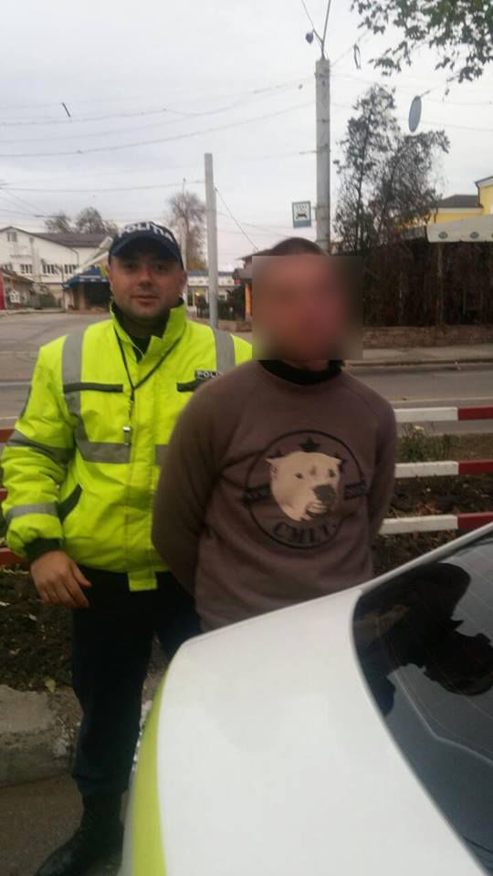 Cetățean rus reținut de polițiști. A spart un magazin de telefoane