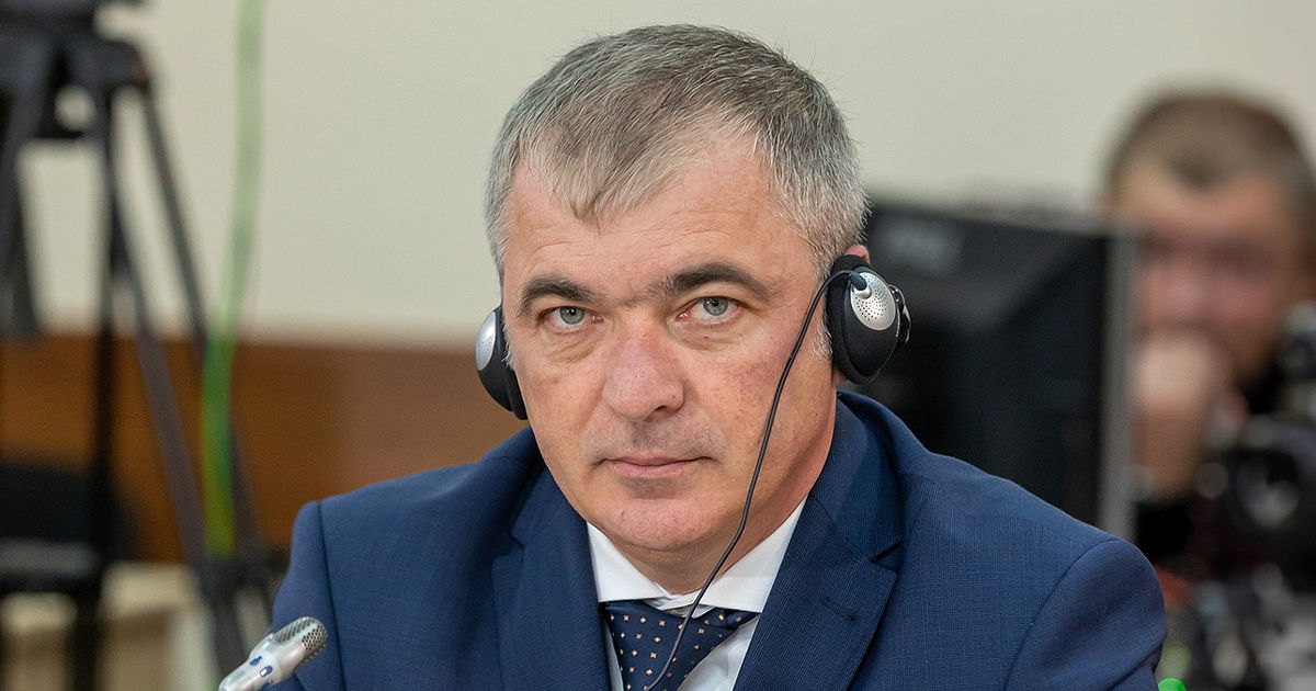 Судья Николай Шова, кандидат в ВСМ, не прошел переаттестацию.