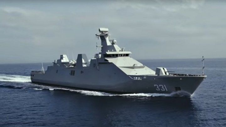 Franţa vinde două nave militare Emiratelor Arabe Unite.