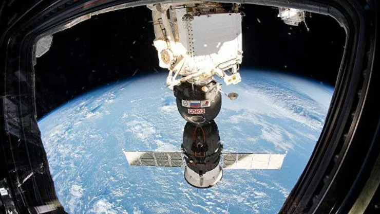 Зарубежные астронавты впервые не вошли в экипажи российских космических кораблей "Союз".